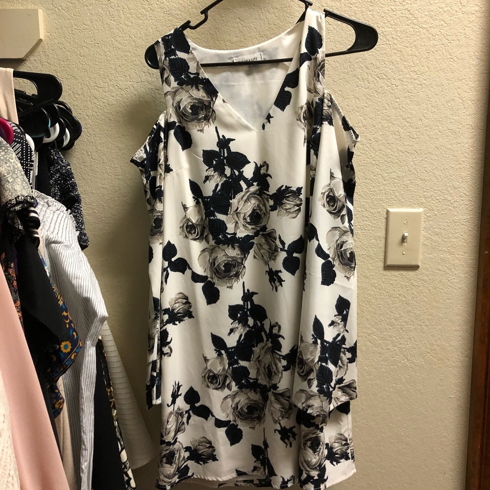 Cold shoulder long sleeve dress